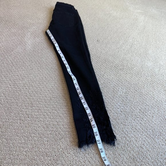 J Brand Jeans Leenah Distressed Raw Hem Fringe Black Array Goth Size 26 JB002487 - Picture 7 of 12